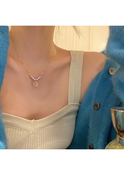 Yeni Kolye Kadın Niş Aksesuarları Baharatlı Kız Tatlı Serin Köprücük Kemiği Zinciri Kazak Kazak Zinciri Yüz Üst Düzey Süslemeler Duygusu ile (Yurt Dışından)