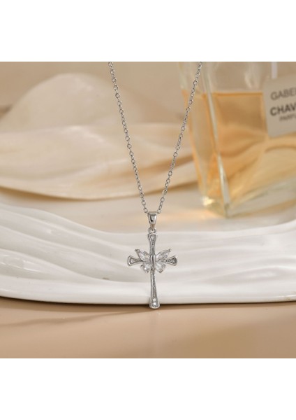 Yeni Avrupa ve Amerika Birleşik Devletleri Moda Lüks Niş Mücevher Deniz Dünyası Kolye Bakır Kaplama 18K Kolye Titanyum Çelik Köprücük Kemiği Zinciri (Yurt Dışından)