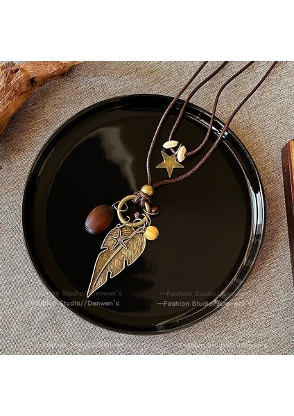 Yeni Perçin Metal Deri Yaka Crockpunk Aşk Kız Kültür Niş Kolye (Yurt Dışından)