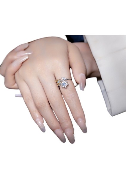 Kadınlar Için Sekiz Köşeli Yıldız Dönen Yüzük, Stres Giderici Moda Çiçek Desenli Zirkonyum Kelebek Yüzük (Yurt Dışından) fiyatları