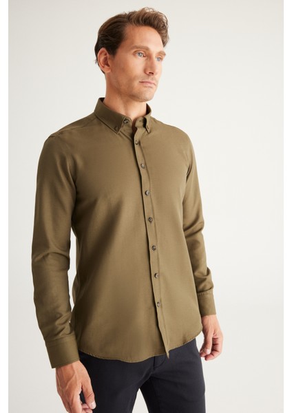 Erkek Haki Düğmeli Yaka Kolay Ütülenebilir Pamuklu Slim Fit Dar Kesim Oxford Gömlek