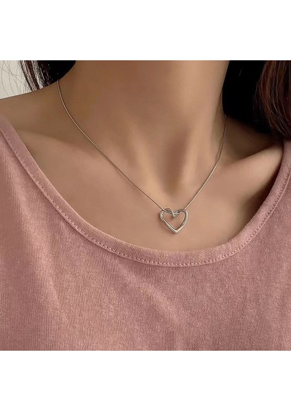 Yeni Kolye Kadın Niş Aksesuarları Baharatlı Kız Tatlı Serin Köprücük Kemiği Zinciri Kazak Kazak Zinciri Yüz Üst Düzey Süslemeler Duygusu ile (Yurt Dışından)