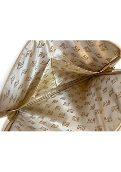 Düz Çanta Krem Renkli Tablet Koruma Özelliği ile Ergonomik Kullanım Sunar modelleri