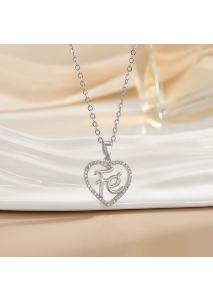 Yeni Özel Titanyum Çelik Köprücük Kemiği Zinciri Geometrik Tasarım Kolye Kadın Kolye Işık Lüks Niş Yüksek Kaliteli Aksesuarlar (Yurt Dışından)