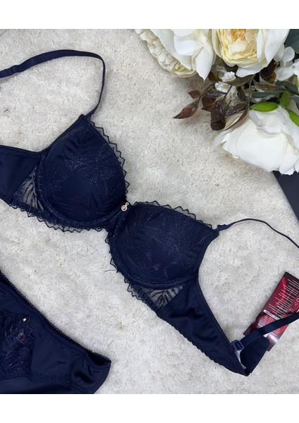 Le Jardin Parlak Simli Ipli Brodeli Push-Up Sütyen Külot TAKIM-5065 fırsatları