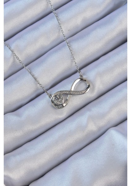 Bfs 316L Çelik Zincir Gümüş Renk Zirkon Taşlı Minimal Kalp Figür Sonsuzluk Kolye