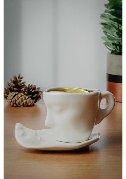 Life 260 ml Yüz Şekilli Seramik Beyaz Kupa Takımı MIT1081