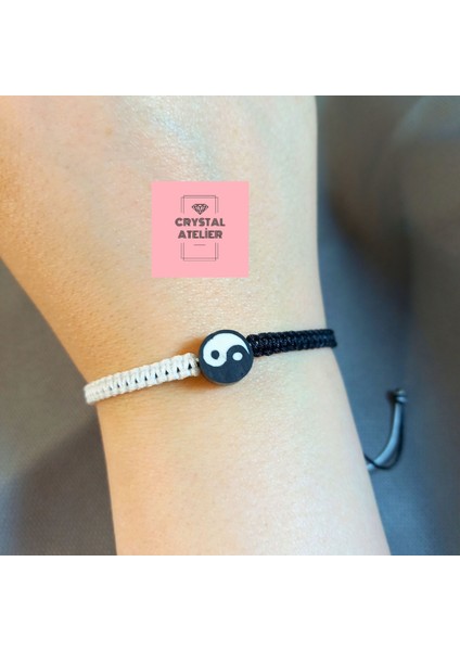 Siyah Beyaz Ying Yang Makrome Bileklik – El Yapımı Unisex Örgü Makrome Bileklik – Şans ve Denge Sembolü Ying Yang Tasarım Bileklik - Enerji Denge Şans Bileklik - Ying Yang Bileklik