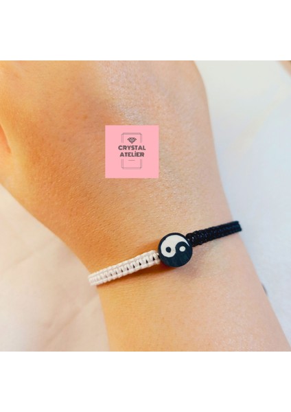 Siyah Beyaz Ying Yang Makrome Bileklik – El Yapımı Unisex Örgü Makrome Bileklik – Şans ve Denge Sembolü Ying Yang Tasarım Bileklik - Enerji Denge Şans Bileklik - Ying Yang Bileklik modelleri