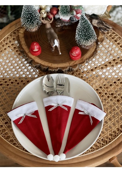 Yılbaşı Kaşıklık Servis -Noel Baba Şapka Figürlü Sofra Sunum Dekorasyonu 6’lı Set modelleri