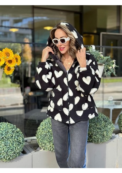 Kalp Desenli Astarlı Peluş Mont modelleri