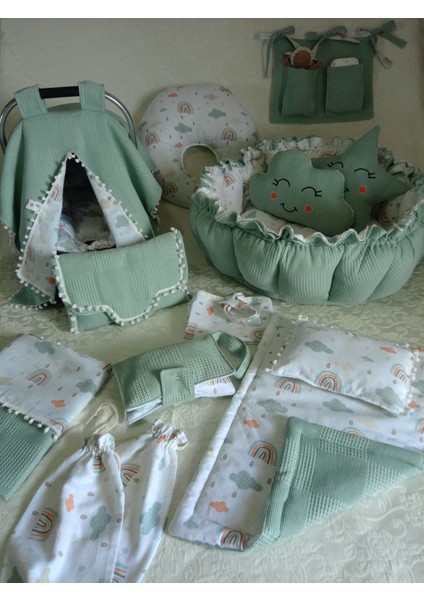 17 Parçalık Yuvarlak Babynest Seti ( Muslin ve Waffle Pike Kumaşları)
