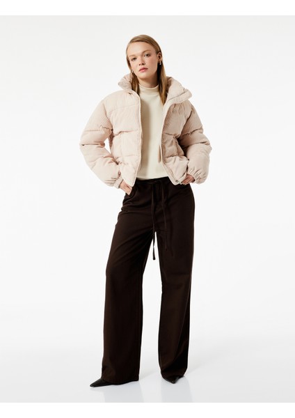 Cepli Dik Yaka Uzun Kollu Fermuarlı Fitilli Kadife Şişme Mont