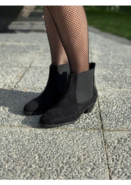 Centa Süet Lastikli Kısa Topuklu Büyük Numara Kadın Bot Stil ve Rahatlık indirimleri