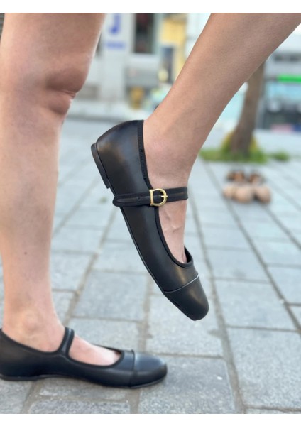 Virella Tokalı Iki Parça Yuvarlak Büyük Numara Kadın Babet Modern ve Rahat Büyük Numara modelleri