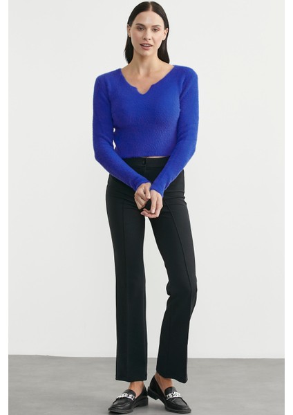 Yaka Detaylı Yumoş Crop Triko Kazak - Saks modelleri