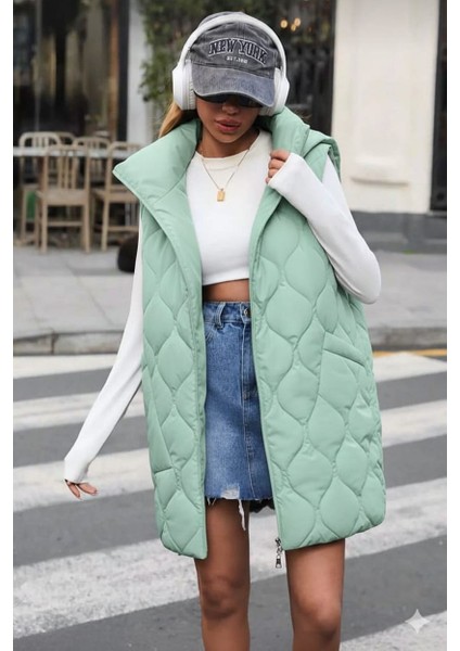 Kapşonlu Kapitone Yelek