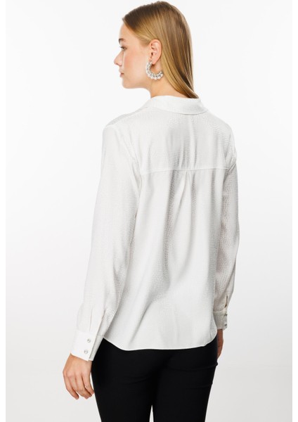 1535 Modailgi Yakası Taşlı Puan Jakarlı Gömlek fırsatları