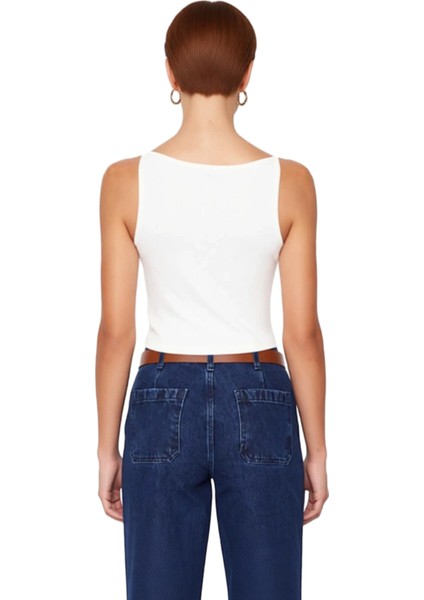 Kadın Kayık Yaka Fitted Crop Bluz Viskon Ribana Dokuma Tipi Ince Askılı Günlük Kullanıma Uygun fırsatları