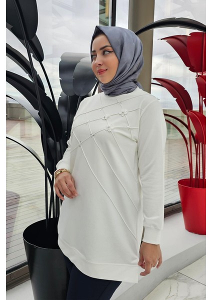 Kadın Dikme ve Taş Detaylı Tesettür Tunik