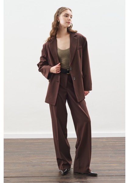 Pile Detaylı Düz Kesim Pantolon Acı Kahve fırsatları