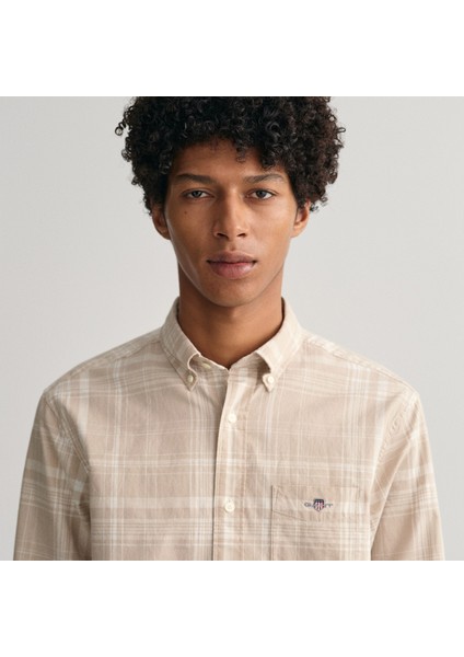 Erkek Bej Regular Fit Düğmeli Yaka Kareli Keten Gömlek indirimleri