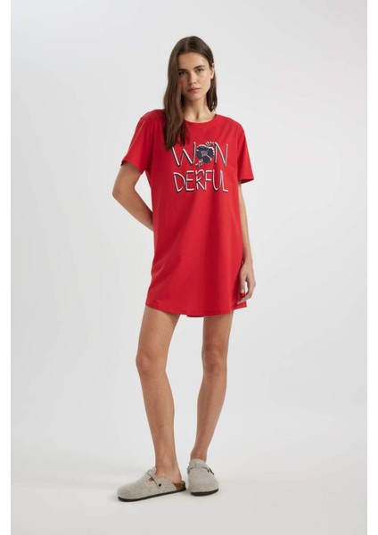 Regular Fit Bisiklet Yaka Baskılı Kısa Kollu Gecelik-Fall In Love C1737AXRD256MC modelleri