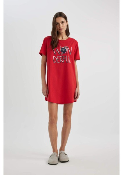 Regular Fit Bisiklet Yaka Baskılı Kısa Kollu Gecelik-Fall In Love C1737AXRD256MC fırsatları