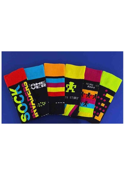 Space Invaders Retro Oyun Temalı Renkli Unisex Çorap Seti – 5’lı Koleksiyon fırsatları