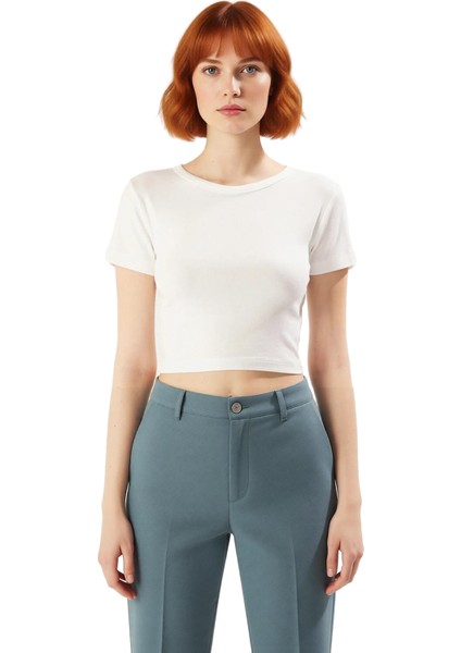 Şık Çizgili Viskoz Crop Bluz Yazlık Rahat Fitted Kalıp Uzun Ömürlü Seçkin Malzeme Trend Tasarım modelleri