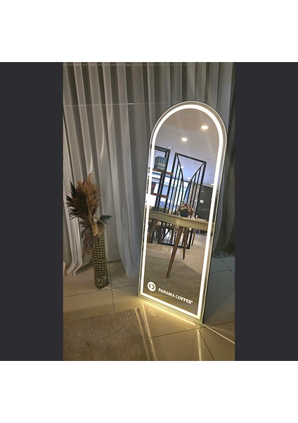 LED Işıklı Ayaklı Boy Aynası 60X160 fırsatları