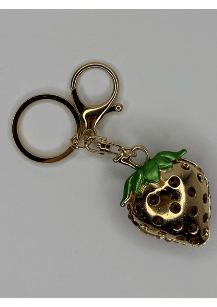 Parlak Minik Taşlı Çilek Figürlü Çanta Aksesuarı fiyatları