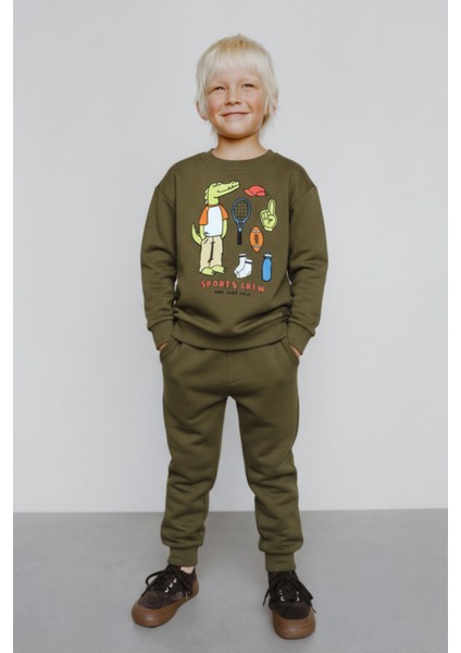 Erkek Çocuk Pamuklu Haki Timsah Baskılı Sweatshirt ve Eşofman Altı Takım - Spor Tarz Rahat Kesim