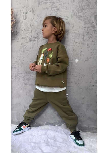 Erkek Çocuk Pamuklu Haki Timsah Baskılı Sweatshirt ve Eşofman Altı Takım - Spor Tarz Rahat Kesim