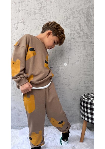 Erkek Çocuk Pamuklu Kahverengi Ayı Desenli Sweatshirt ve Jogger Eşofman Takımı - Rahat Günlük Stil indirimleri