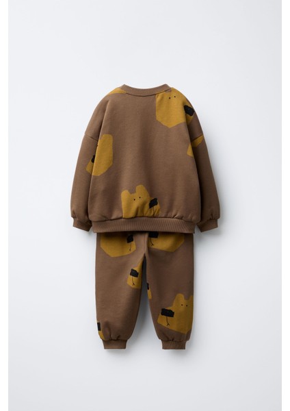 Erkek Çocuk Pamuklu Kahverengi Ayı Desenli Sweatshirt ve Jogger Eşofman Takımı - Rahat Günlük Stil