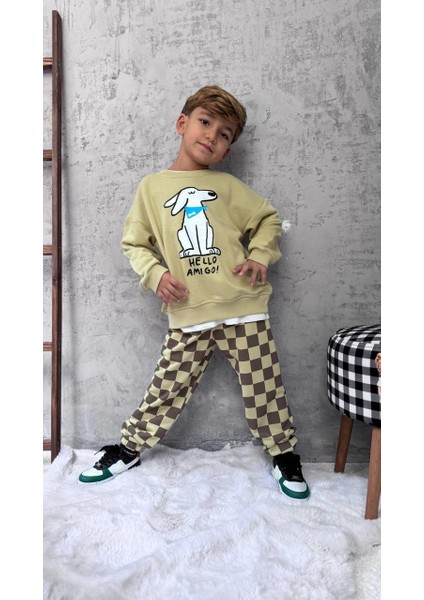 Erkek Çocuk Pamuklu Haki Köpek Baskılı Sweatshirt ve Kare Desenli Eşofman Takımı fiyatları
