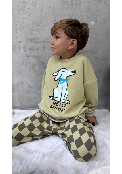 Erkek Çocuk Pamuklu Haki Köpek Baskılı Sweatshirt ve Kare Desenli Eşofman Takımı modelleri