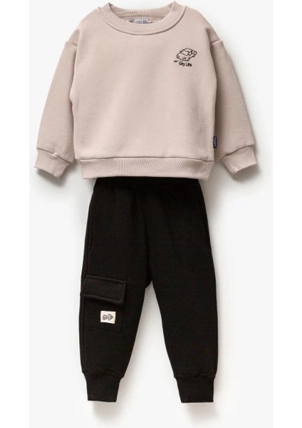 Erkek Çocuk Pamuklul Araba Desenli 3 Iplik Şardonlu Sweatshirt ve Siyah Kargo Eşofman Takım fırsatları