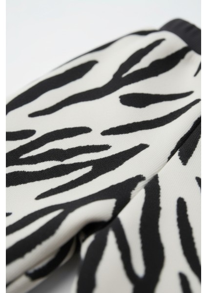 Erkek Çocuk Pamuklu Milo Zebra Desenli Eşofman Takımı modelleri