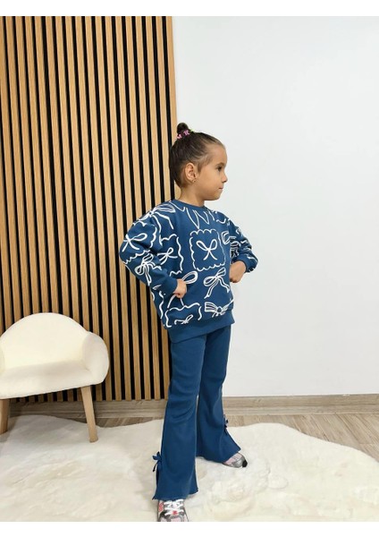 Kız Çocuk Pamuklu Lacivert Fiyonk Desenli Sweatshirt ve Volan Paça Eşofman Takımı fırsatları