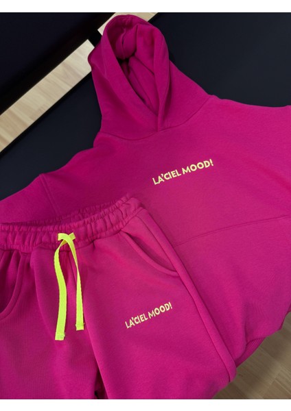 Kız Çocuk Pamuklu Pembe Kapüşonlu Eşofman Takımı – Rahat ve Trend Tasarım fırsatları