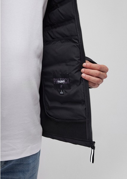 Dik Yaka Siyah Şişme Mont 0110217-71379