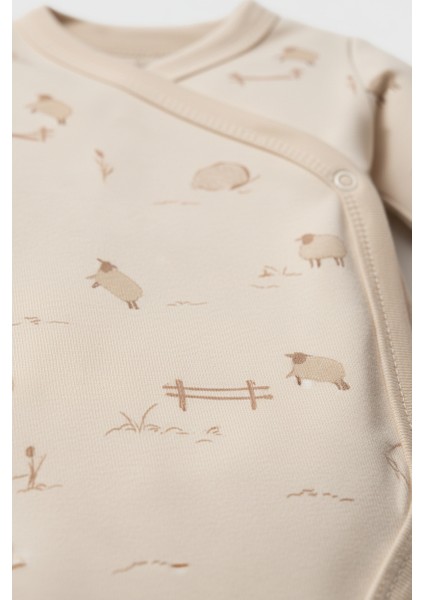 Unisex Bebek Pamuklu Bej Koyun Desenli 5'li Yenidoğan Hastane Çıkış Seti modelleri