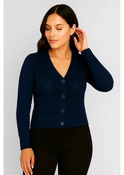 Kadın V Yaka Önü Düğmeli Mevsimlik Hırka modelleri