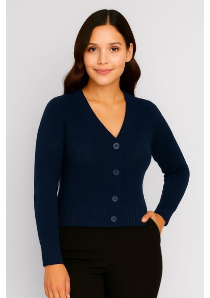 Kadın V Yaka Önü Düğmeli Mevsimlik Hırka fırsatları