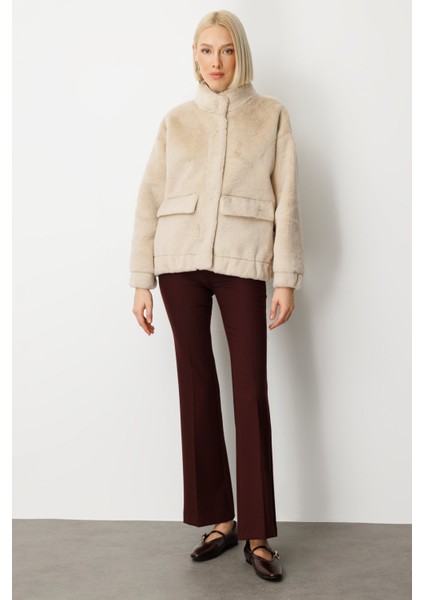 Kadın Peluşlu Kapak Cepli Mont 8007 Kum modelleri