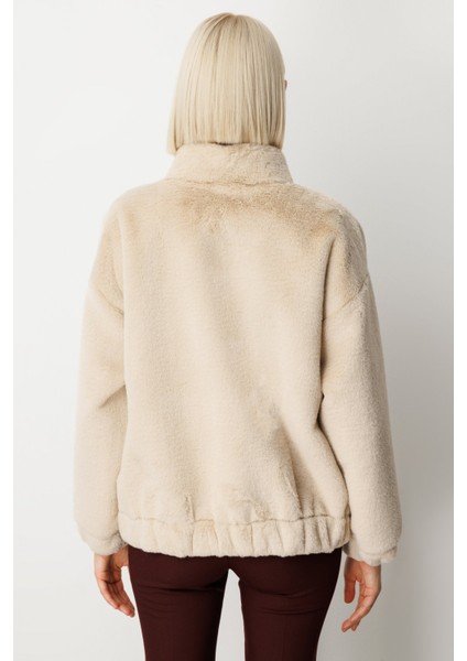 Kadın Peluşlu Kapak Cepli Mont 8007 Kum fırsatları