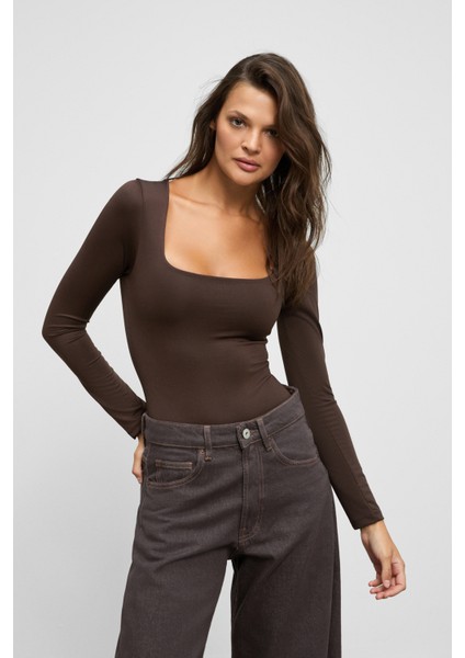 Zafeea Kadın Havuz Yakalı Esnek Kumaşlı Çıtçıtlı Koyu Kahverengi Bluz fırsatları