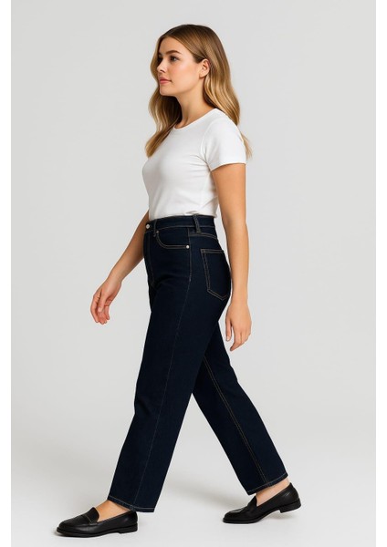 Kadın Büyük Beden Siyah, Yıkamalı Kumaş, Kontras Dikişli, 5 Cep Kot Pantolon 65N39194 modelleri